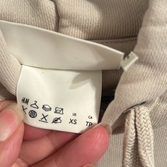 H&M Sports hoodie size extra small - Picture 5 of 9